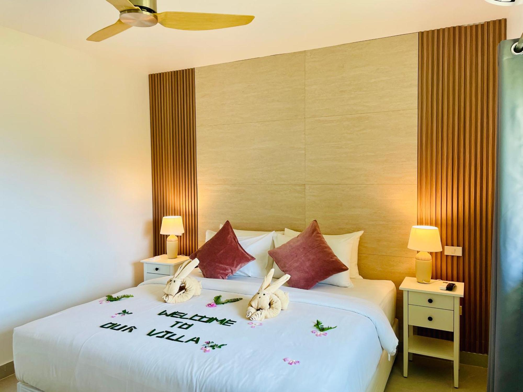 Baan Saint-Tropez Seaview Villas Kata Beach Exterior photo